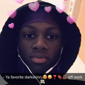 Meet your Posher, Lawrence